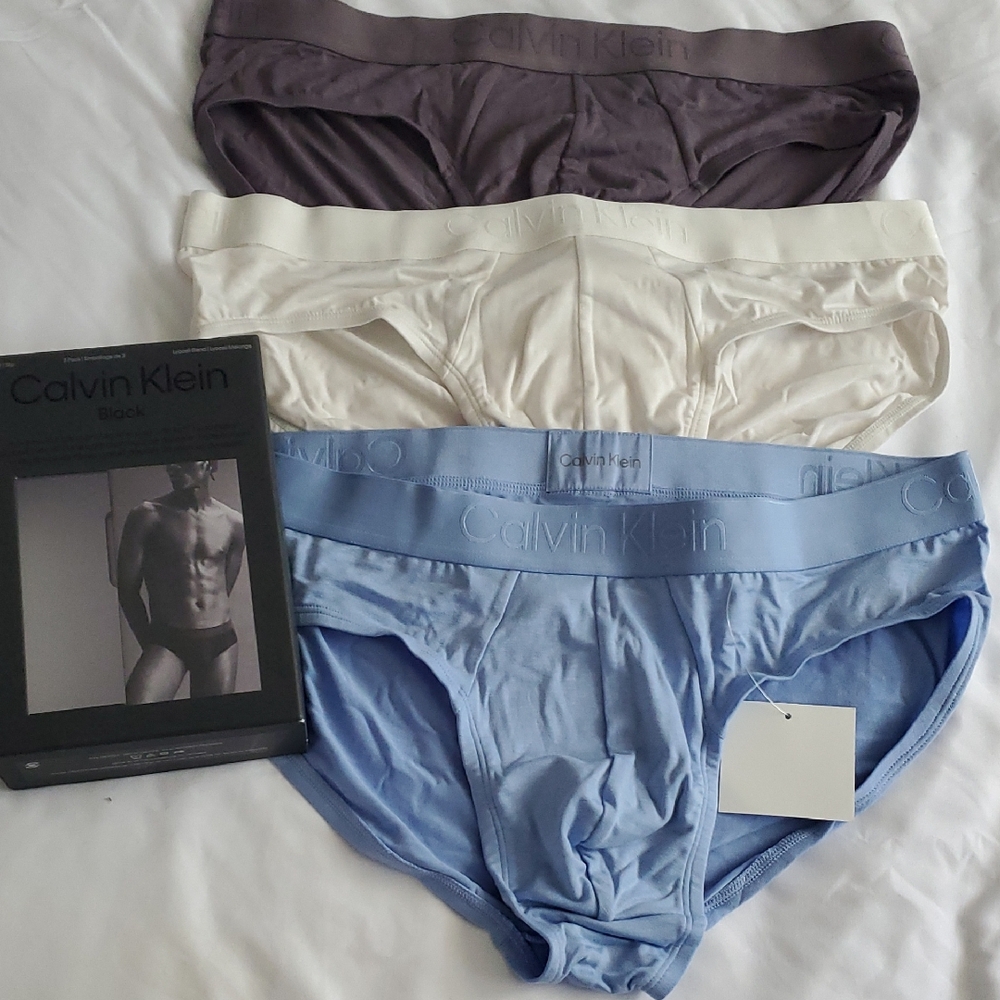 Calvin Klein Men's Underwear 3-Pack - Blue, White, Gray